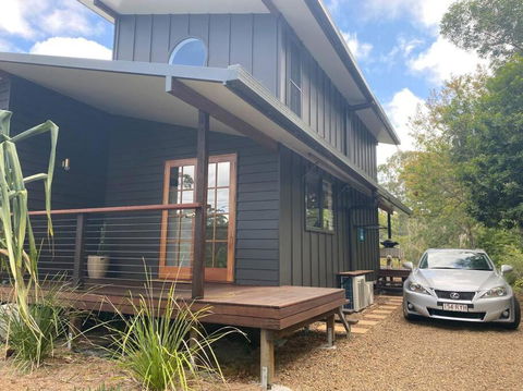 Hilltop Woods Noosa - Darwin Holiday 0