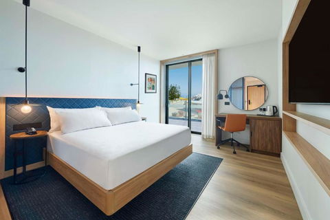 Hilton Garden Inn Busselton - Darwin Holiday 1