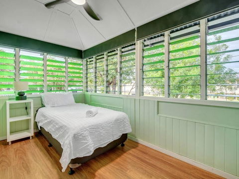 Historic Character-filled Jade Cottage - Darwin Holiday 1