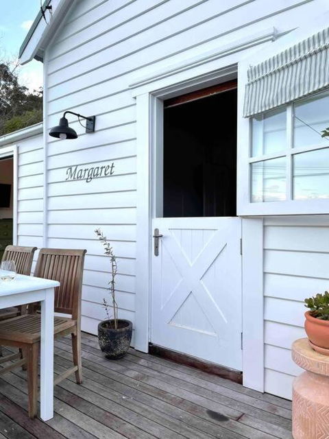 Historic Cosy Hawkesbury River Cottage - Darwin Holiday 2