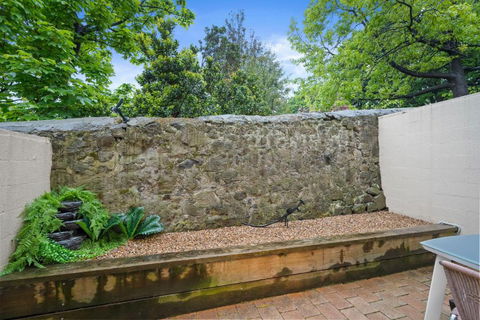 Hobart City Townhouse - Darwin Holiday 2