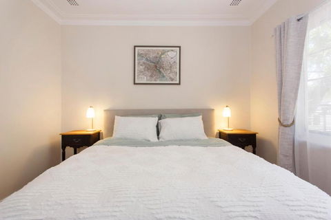 Home Away - 2 Bedroom Cottage - Darwin Holiday 1