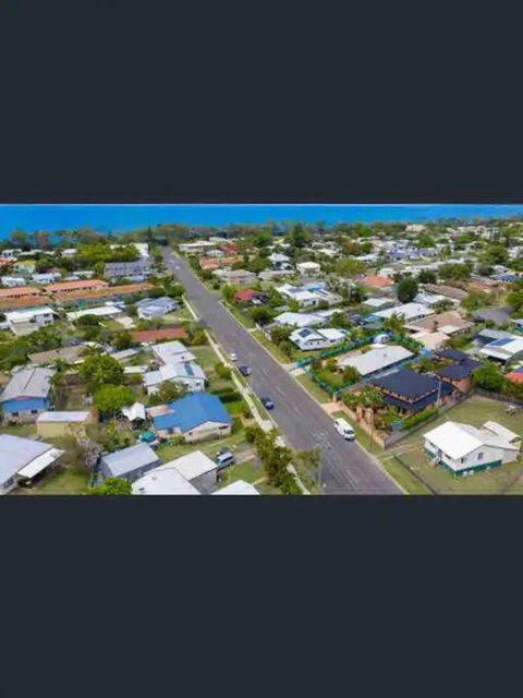 Hervey Bay Shelly Beach Stay ,Pet Friendly 300m To Beach - Darwin Holiday 1