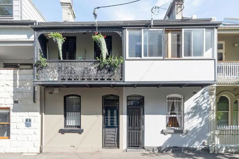 Historic Terrace From 1877 Kings Cross - Darwin Holiday 0