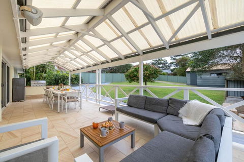 Illaroo House 16 Verona Rd - Pet Friendly, Boat Parking, Wi-Fi - Darwin Holiday 1