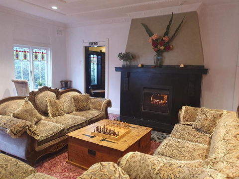 Hotel Blue & Cottages Katoomba - Darwin Holiday 1
