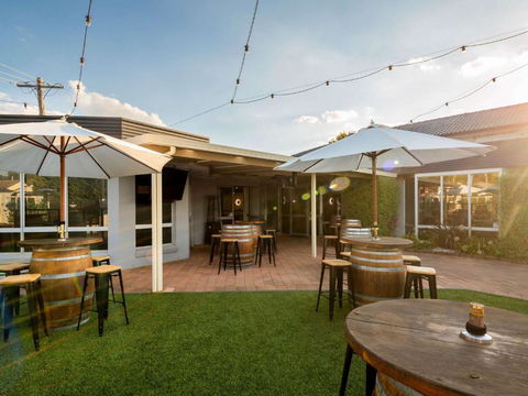 Ibis Styles Orange - Darwin Holiday 2