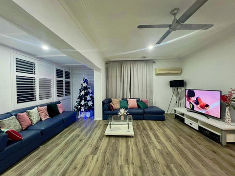 House At The Heart Of Entrance! - Darwin Holiday 2