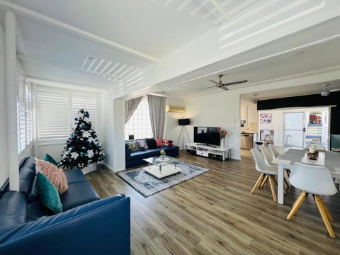 House At The Heart Of Entrance! - Darwin Holiday 3
