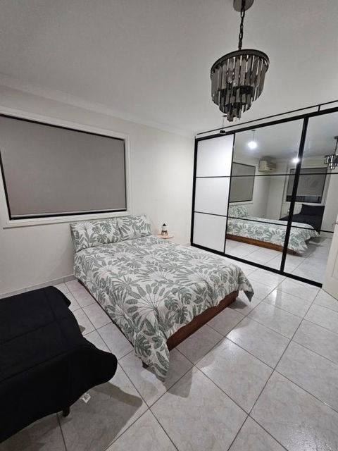 Home Is Where The Heart Is. Spacious 5 Bedroom 2 Storey Home. - Darwin Holiday 1