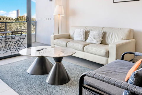Homebush 3 Bedroom Apt Close To Olympic Park - Darwin Holiday 0