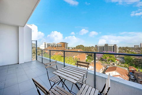 Homebush 3 Bedroom Apt Close To Olympic Park - Darwin Holiday 2