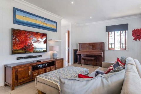 Homely Hideaway Bardon - Darwin Holiday 1
