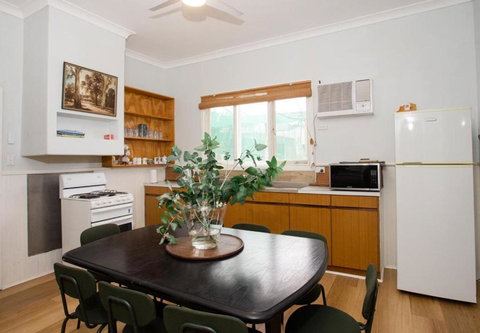 Homestead In The Hills - Darwin Holiday 2