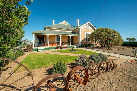 Hornsdale Farm Stay - Darwin Holiday 0
