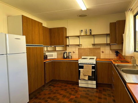 House By The Vines - Darwin Holiday 3