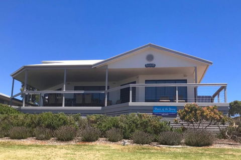 House Of The Young - Emu Bay - Darwin Holiday 3