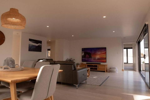 House Peron - Bayside Luxury - Darwin Holiday 1