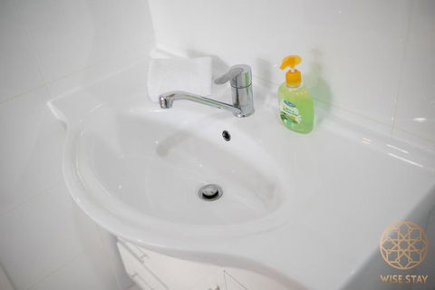 Hurstville 2Br Granny Flat Near Shopping & Train - Darwin Holiday 1