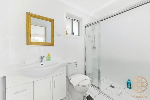Hurstville 2Br Granny Flat Near Shopping & Train - Darwin Holiday 3