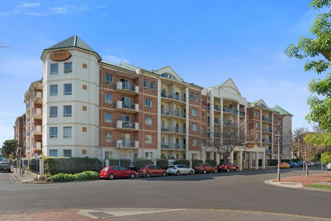 Hurtle Home - 2 Bed Apt - Darwin Holiday 0