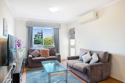 Hurtle Home - 2 Bed Apt - Darwin Holiday 3