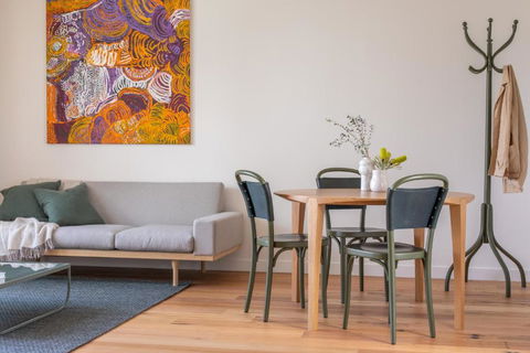 HV.Hotel Apartment At South Melbourne Market - Darwin Holiday 2