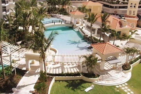 Iconic Chevron Renaissance Private Apartments - Darwin Holiday 3