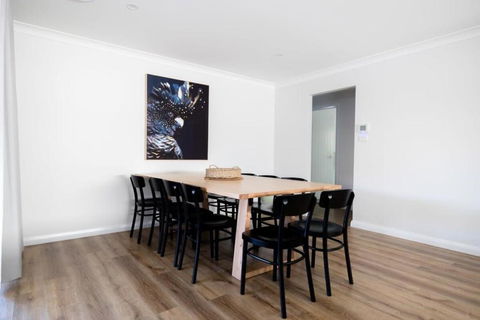 Ideal Family Home, Close To Sportsgrounds, Hospital & Cadia - Darwin Holiday 3