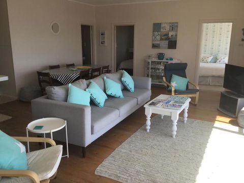 Iluka Beach House,Robe- Stunning Ocean Views. - Darwin Holiday 2