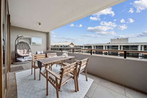 Impeccable 1-Bed With Alfresco Dining In Barton - Darwin Holiday 1