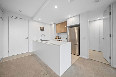 Impeccable 1-Bed With Alfresco Dining In Barton - Darwin Holiday 2