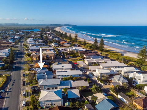 Indah - Lennox Head - Darwin Holiday 0