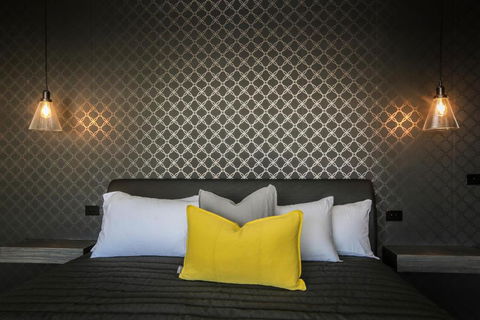 Indulge Apartments - CBD - Darwin Holiday 3