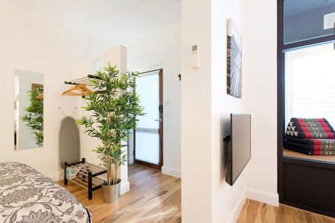 Industrial Central Apartment - Shop 8 - Darwin Holiday 3