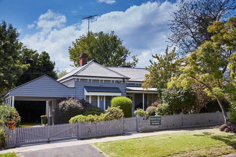 Inglenook Cottage Healesville - Darwin Holiday 0