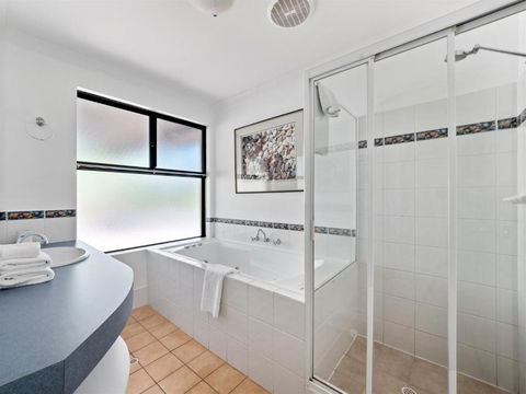 Inji Homestead - 5 Acre Holiday Home In Margaret River Region - Darwin Holiday 2