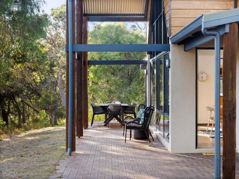 Inji Homestead - 5 Acre Holiday Home In Margaret River Region - Darwin Holiday 3