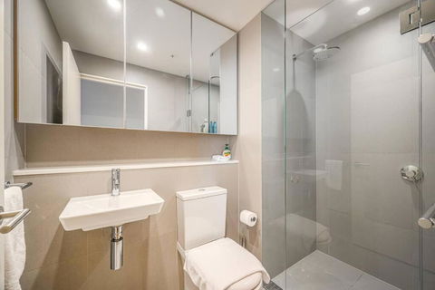 Inner City Comforts Apt Bay Views 1B1B1C 2-beds - Darwin Holiday 3