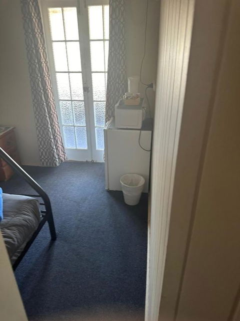 Hotel Metropole Proserpine - Darwin Holiday 2