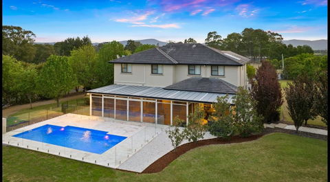 HOT HOT Spoil Someone Special At This Luxe Hunter Valley Estate - Stunning Luxury In Super Central Location - Darwin Holiday 2