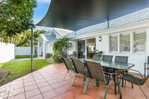 Island Living In The Heart Of Noosa - Darwin Holiday 1