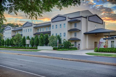 International Hotel Wagga Wagga - Darwin Holiday 1
