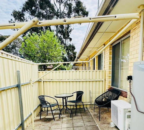 Inviting Ashford Stay - Darwin Holiday 1