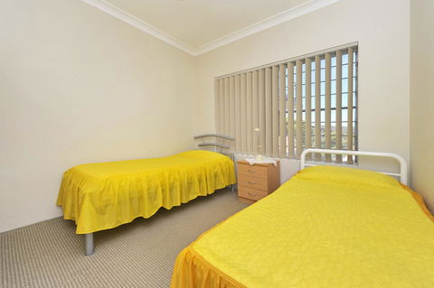 Adriana, 6/83-85 Ronald Avenue - Darwin Holiday 1