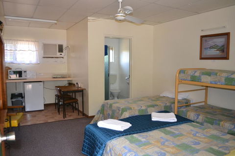 Affordable Gold City Motel - Darwin Holiday 2