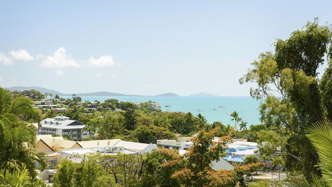 Airlie Harbour Apartment - Airlie Beach - Darwin Holiday 1