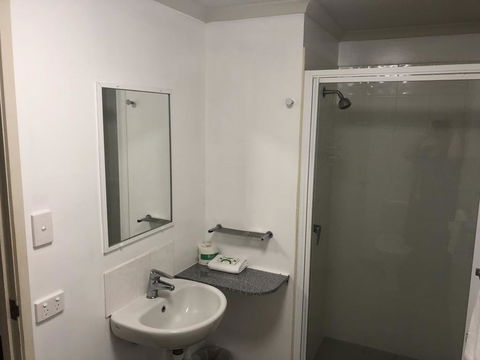Airlie Waterfront Accommodation - Darwin Holiday 3