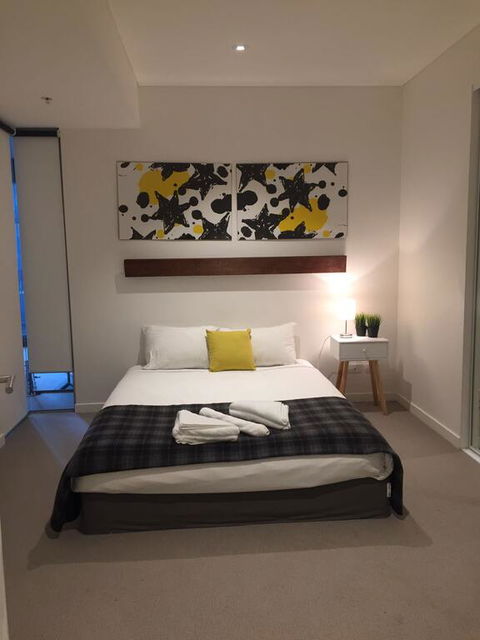 AirTrip Apartment On Margaret Street In CBD - Darwin Holiday 3