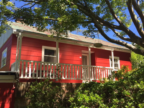 Akarana Cottage - Darwin Holiday 0